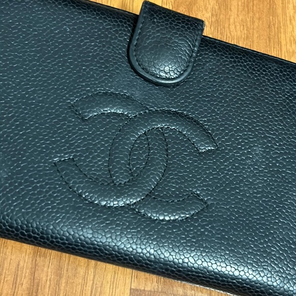 Authentic Chanel Caviar Long Wallet - Picture 4 of 16
